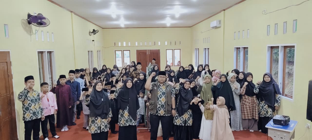 Membentuk Santri Berkarakter : Relima Perpusnas RI Lokus Sijunjung Tanamkan Literasi Budaya dan Kewargaan di Cendekia Muslim