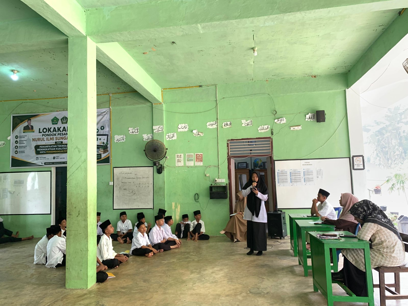 pojok ruang MtsS Nurul Ilmi